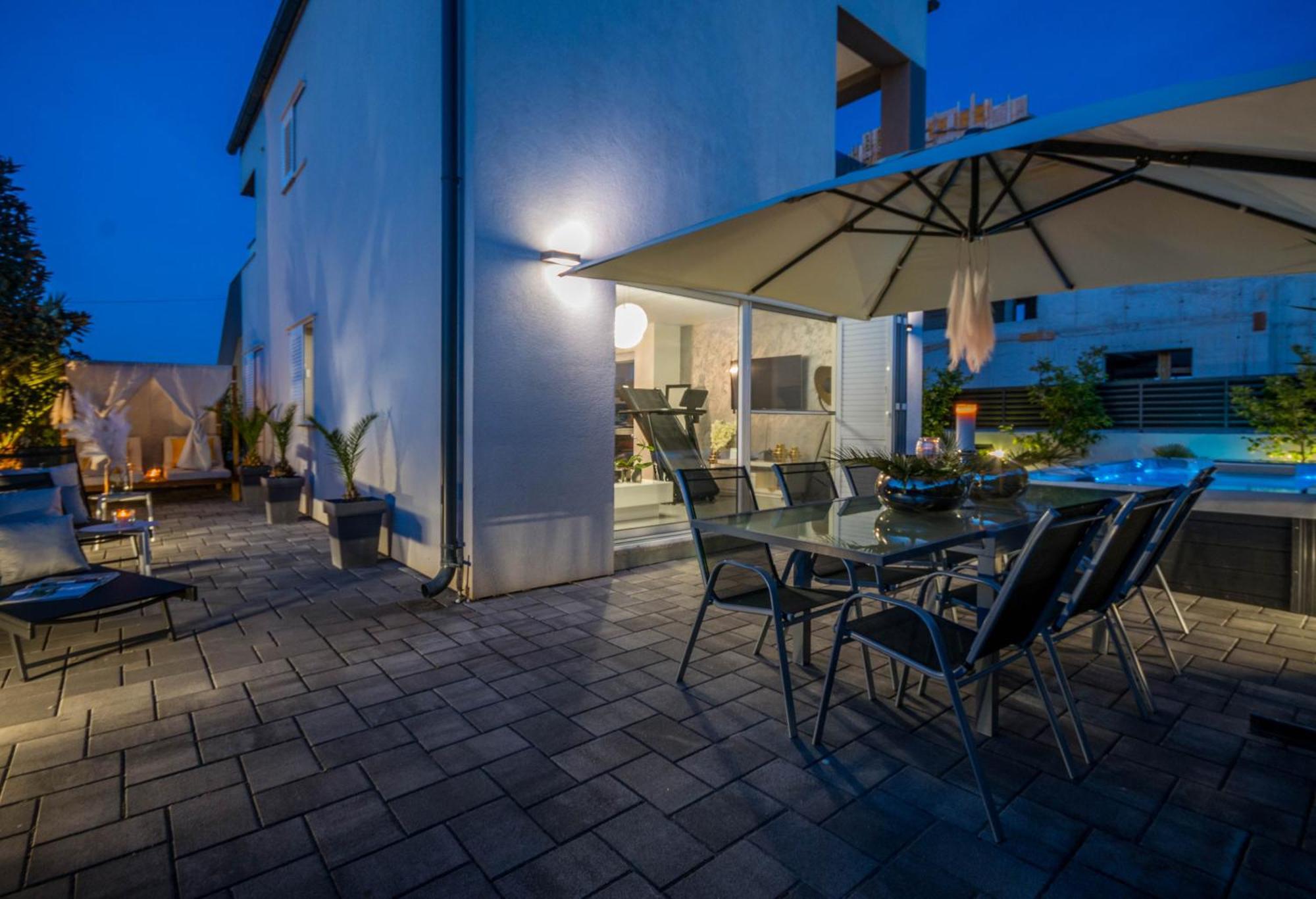 Apartament House With Pool Ledenko Biograd Na Moru Zewnętrze zdjęcie