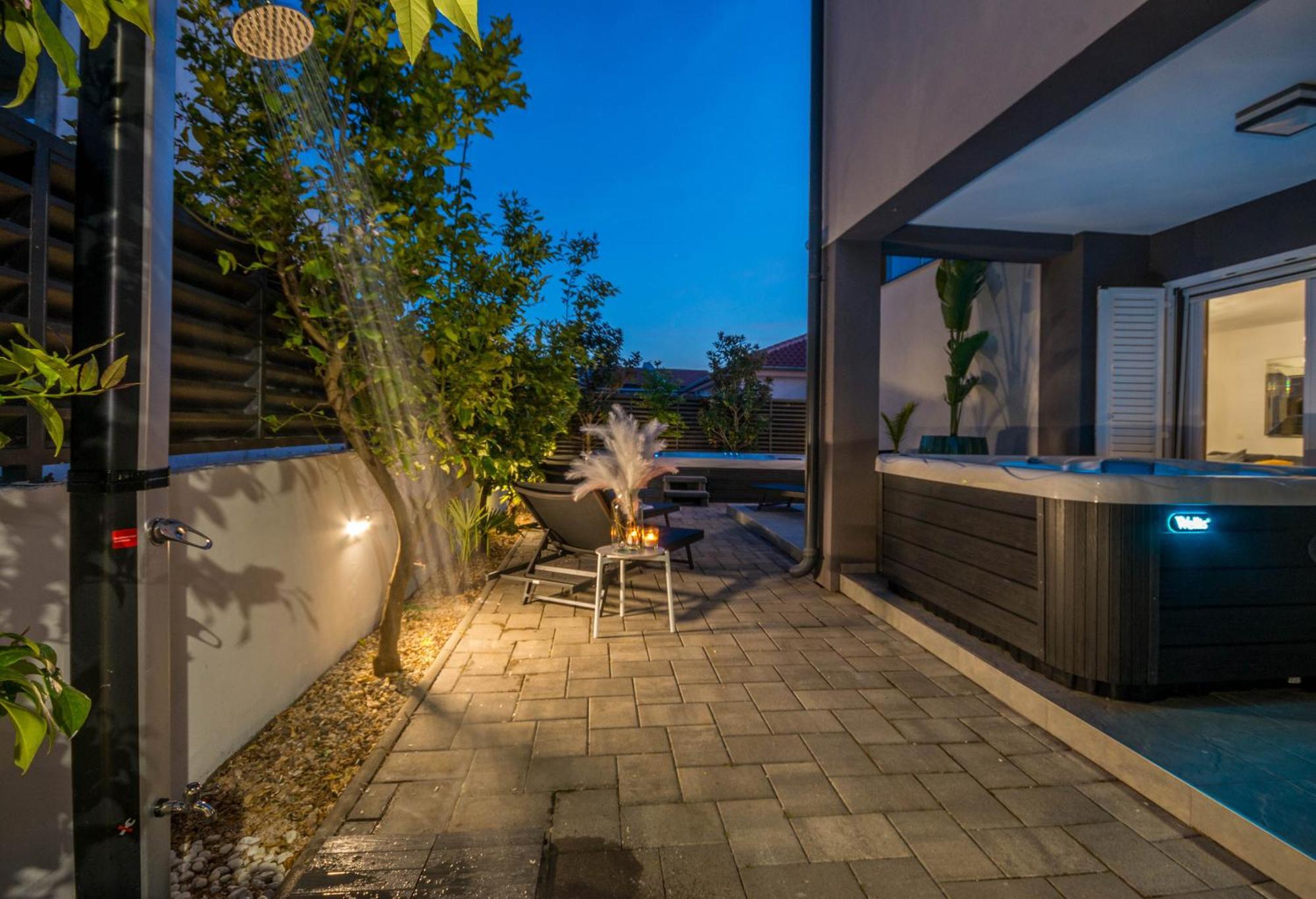 Apartament House With Pool Ledenko Biograd Na Moru Zewnętrze zdjęcie