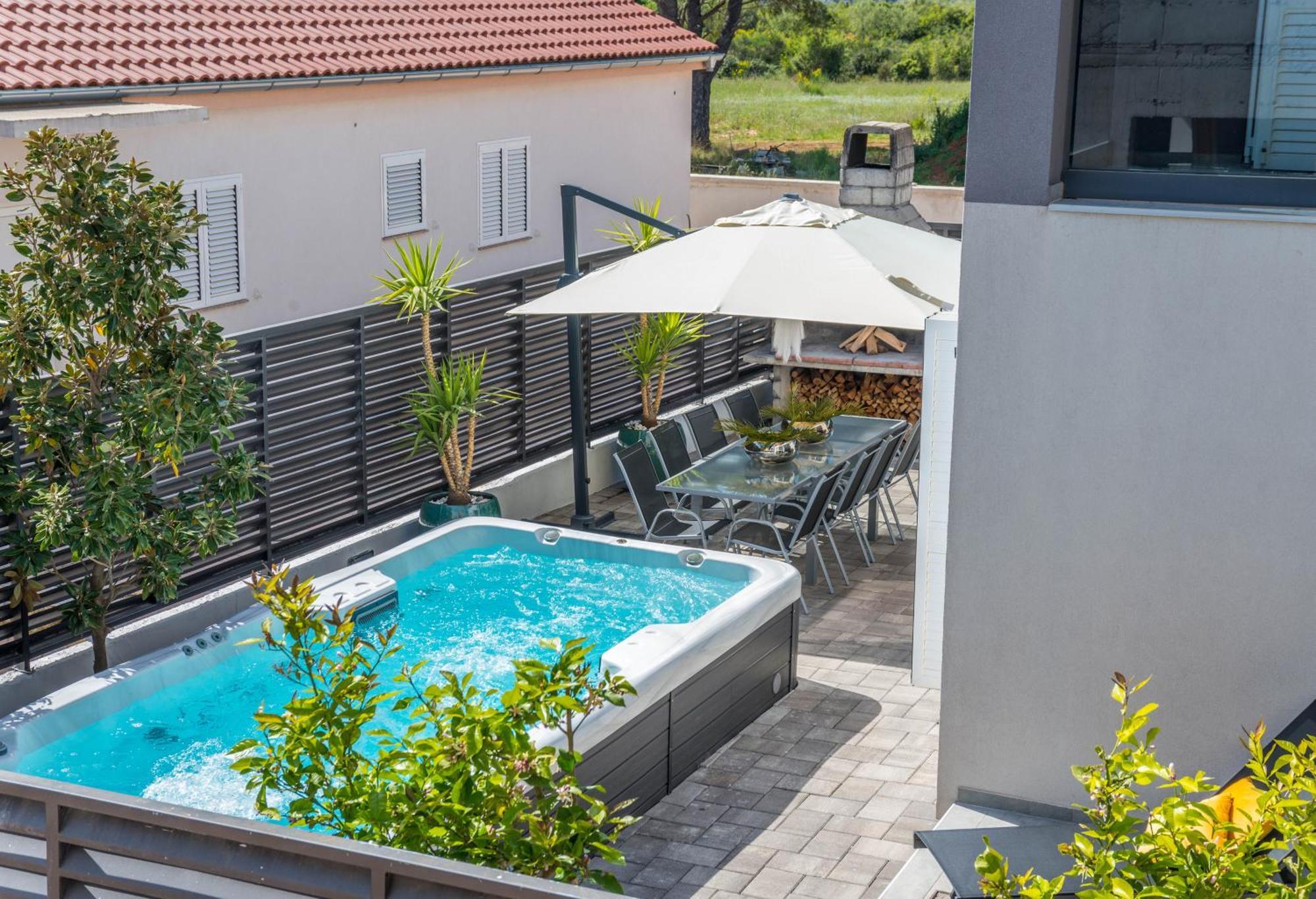 Apartament House With Pool Ledenko Biograd Na Moru Zewnętrze zdjęcie