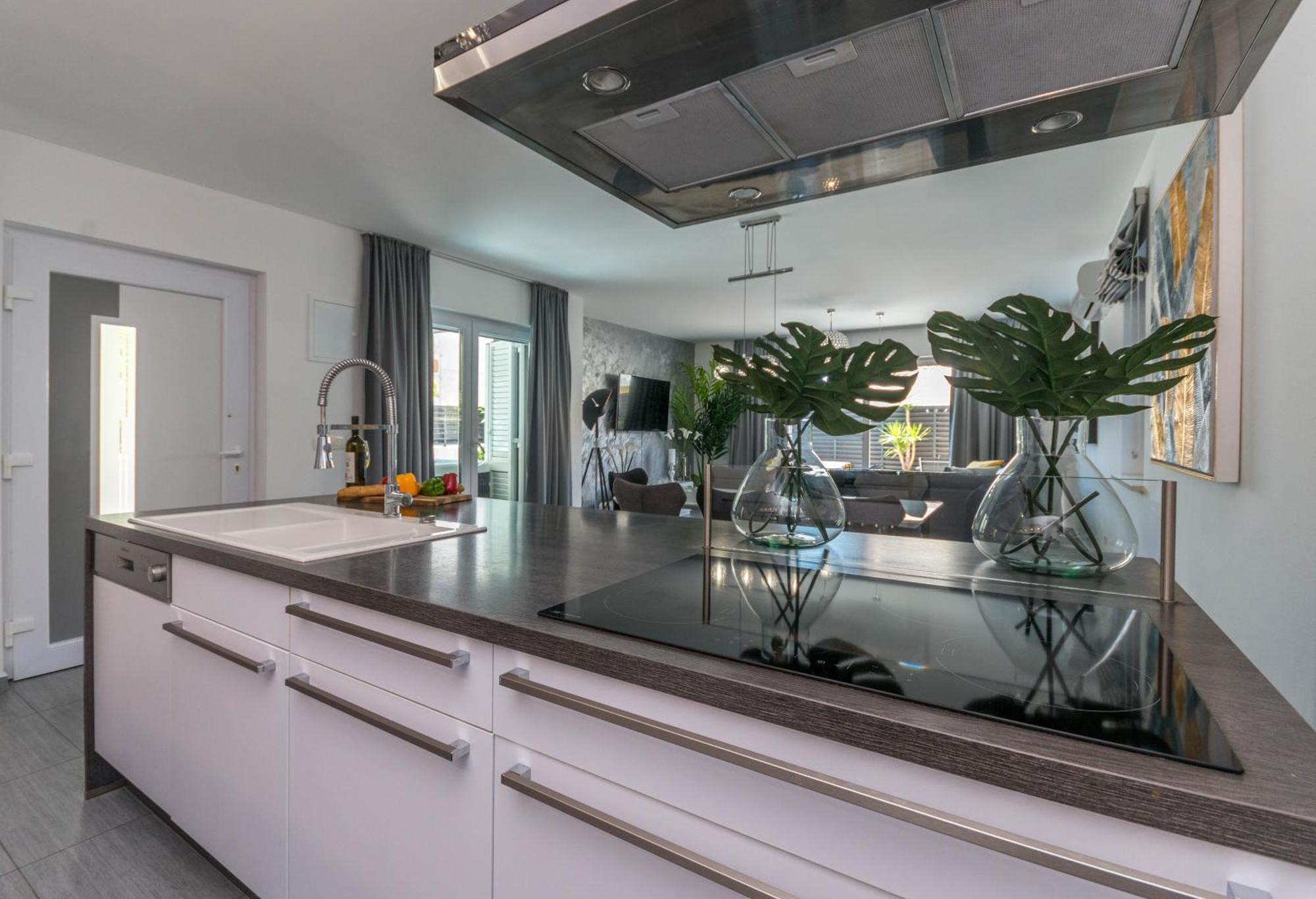 Apartament House With Pool Ledenko Biograd Na Moru Zewnętrze zdjęcie